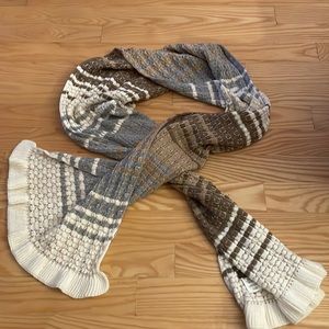 Echo Scarf